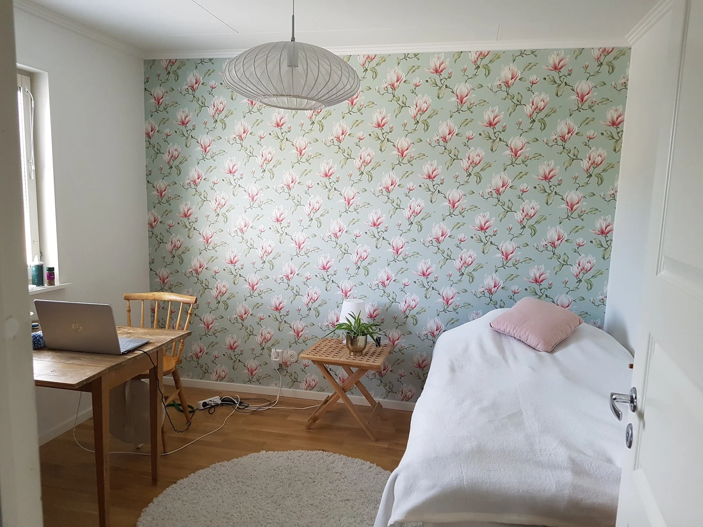 Bright private room in stockholm
