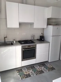 Stanza privata in Vicolo Cesare Cremonino, , immagine 5 di 10