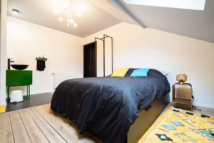 Quarto para alugar num apartamento partilhado em Liege