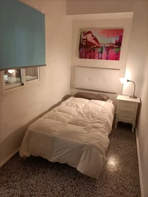 Quarto para alugar num apartamento partilhado em Valencia