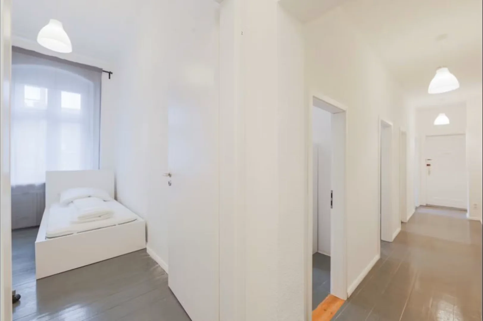 Affordable room for students with ample lighting in 