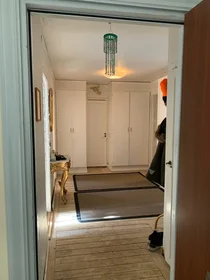 Stanza privata in Tomtebogatan, Vasastaden, immagine 8 di 10