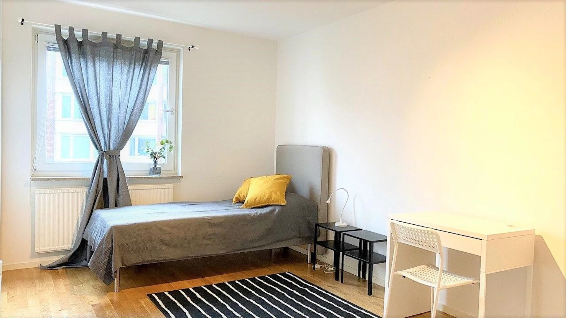 Room for rent with double bed Gothenburg