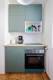Quarto privado em Rue Bonnefin, La Bastide, imagem 8 de 10