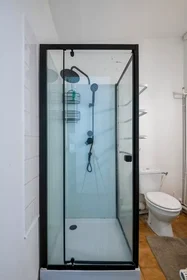 Quarto privado em Rue Bonnefin, La Bastide, imagem 10 de 10