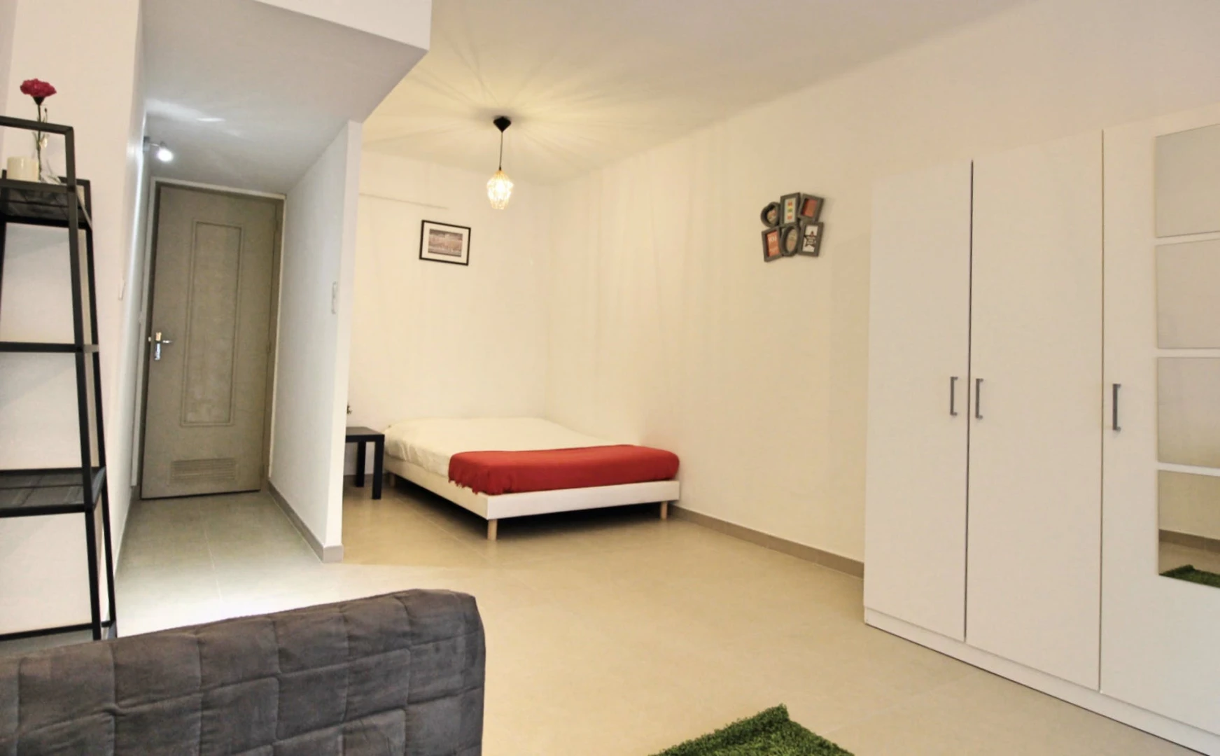 Zimmer mit Doppelbett zu vermieten Marseille