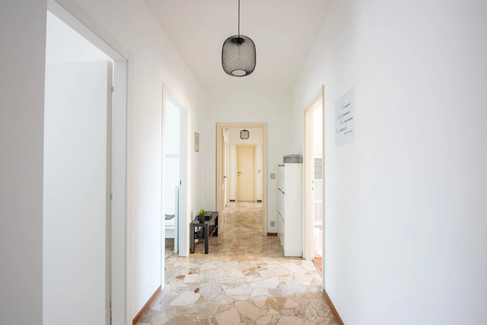 Bright private room in Udine