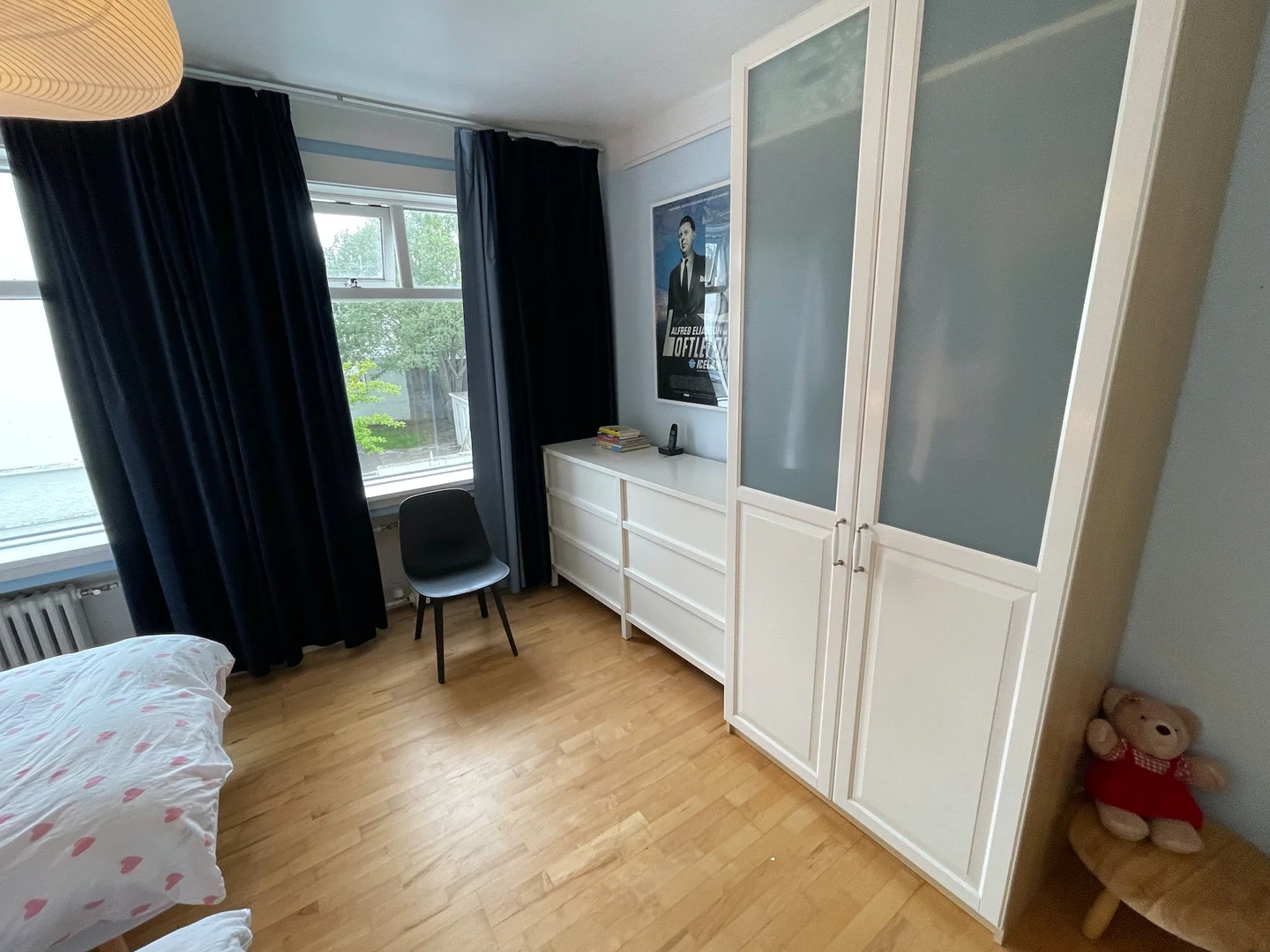 Bright shared room for rent in Reykjavík