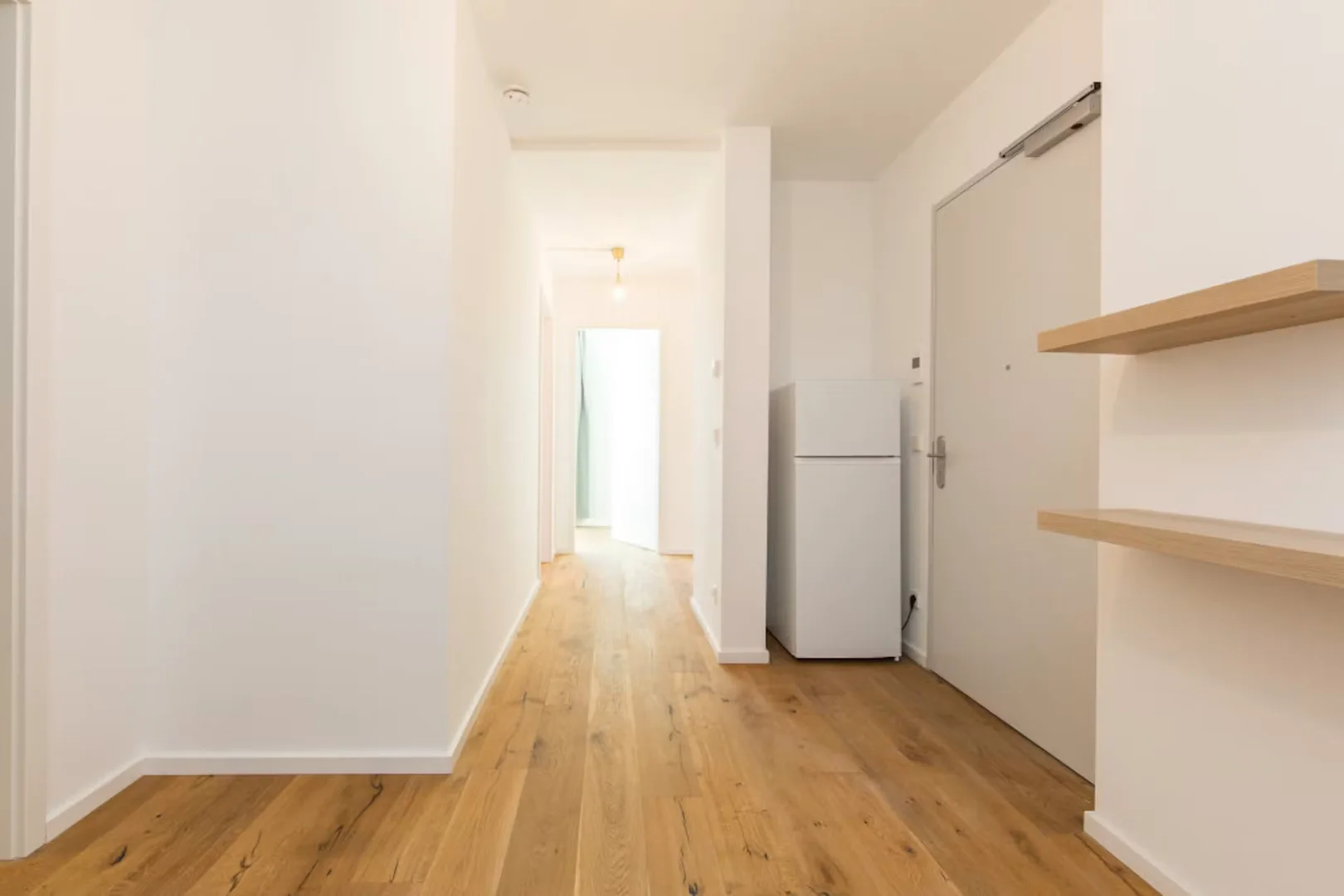 Quarto de estudante económico com localização conveniente em 