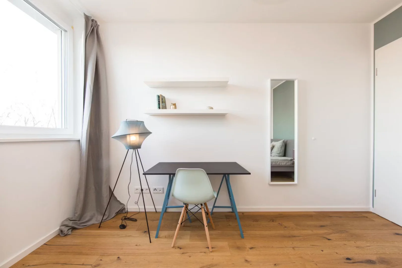 Quarto acolhedor para estudantes disponível em 