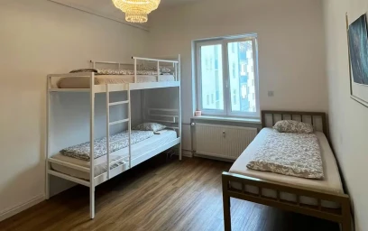 Chambre partagée à Miklošičeva cesta, Center, image 2 de 10