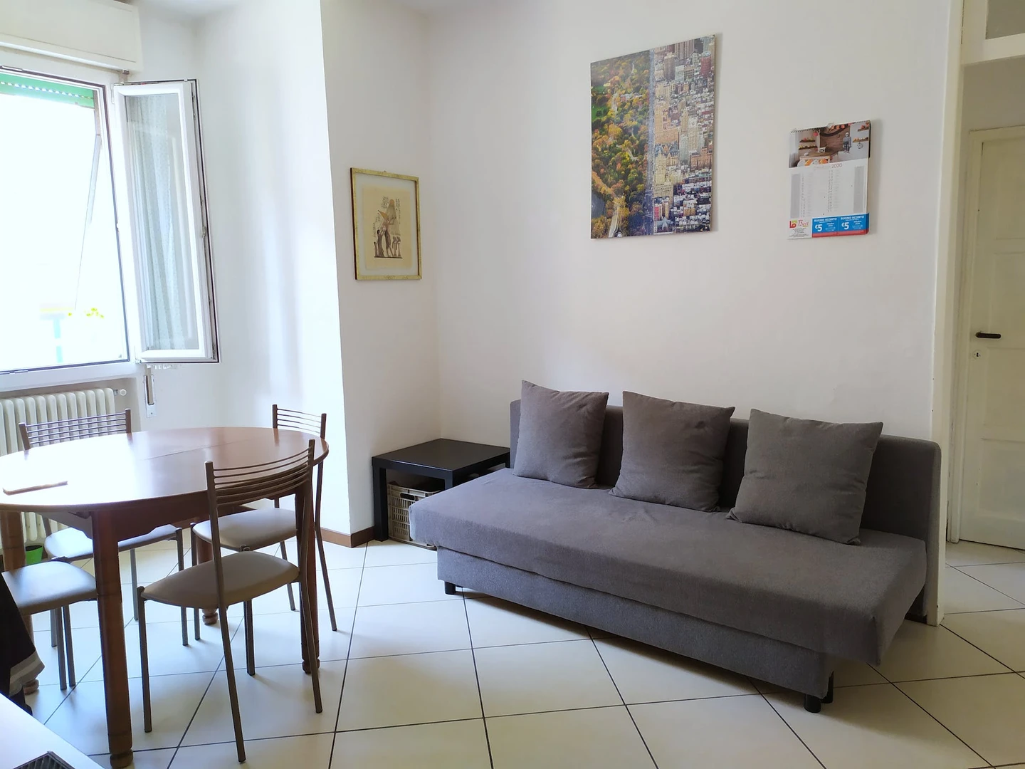 Renting rooms by the month in forli