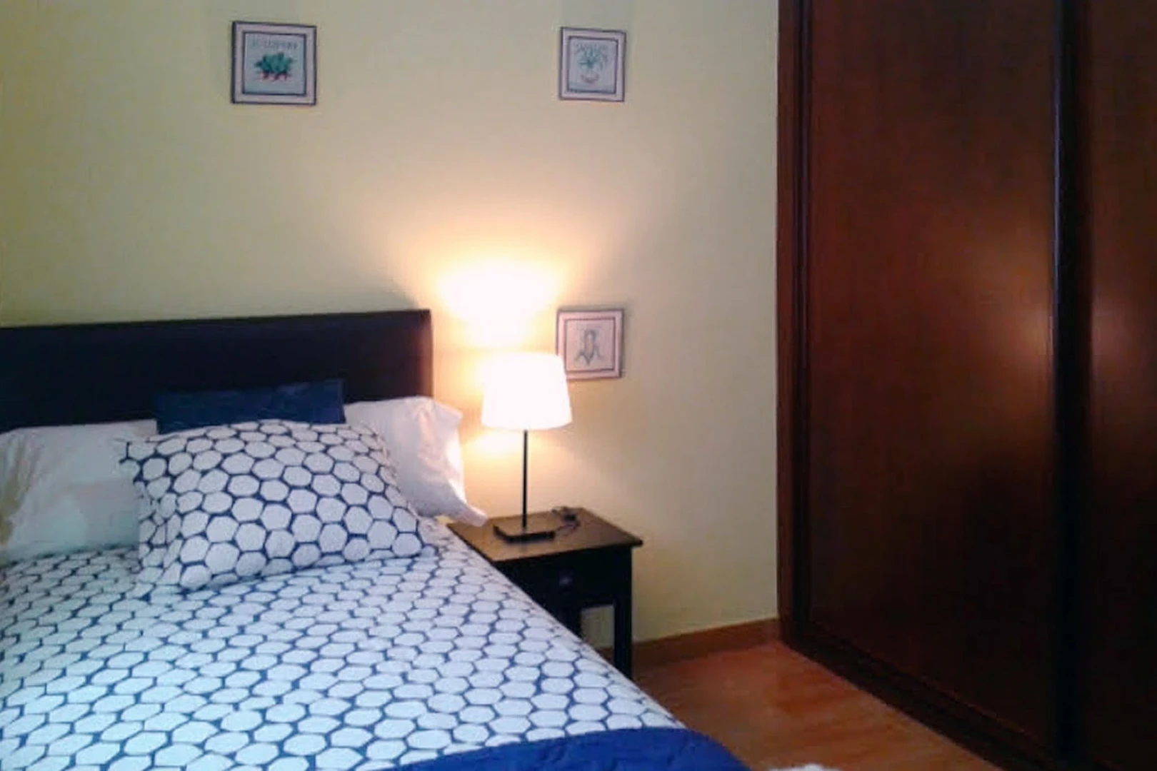 Quarto para alugar num apartamento partilhado em Oviedo