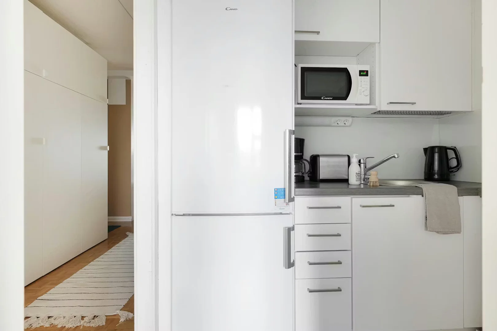 Budget-friendly student room close to campus in 