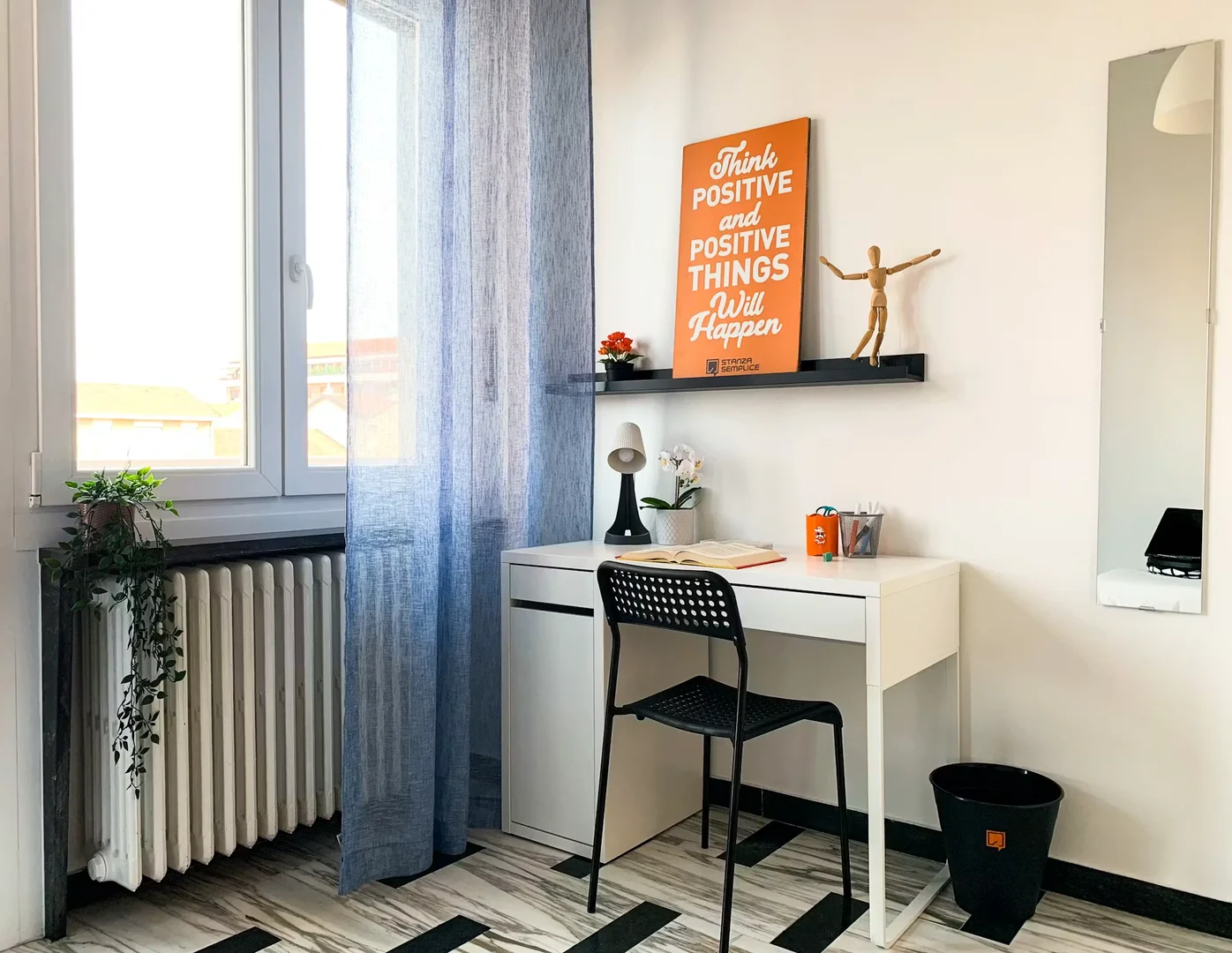 Chambre d'étudiant lumineuse et aérée avec accès facile à l'université dans 