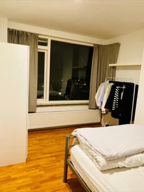 Zimmer mit Doppelbett zu vermieten Rotterdam