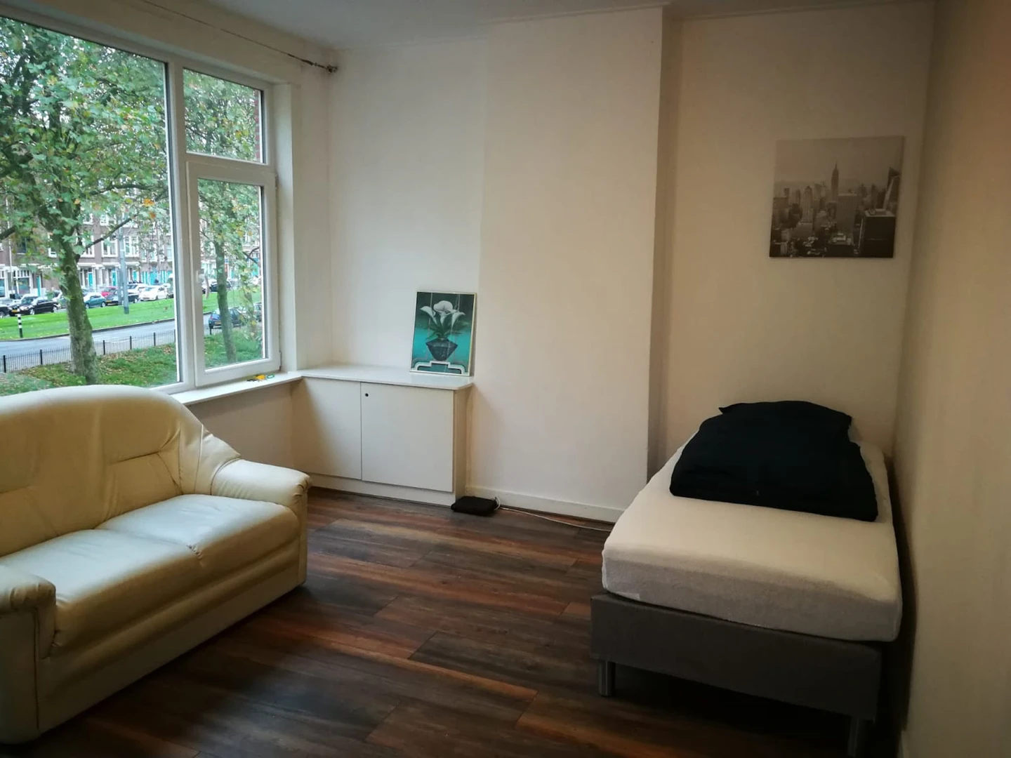 Room for rent in a shared flat in rotterdam