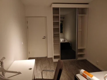 Helles Privatzimmer in Helsinki