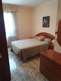 Room for rent with double bed Terrassa