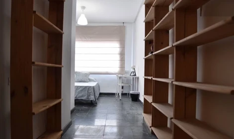 Habitación en alquiler con cama doble Valencia