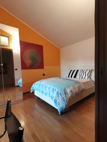 Room for rent in a shared flat in Milano