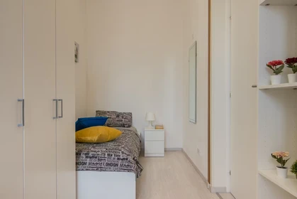 Room for rent with double bed Padova