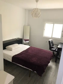 Chambre à louer avec lit double Malaga