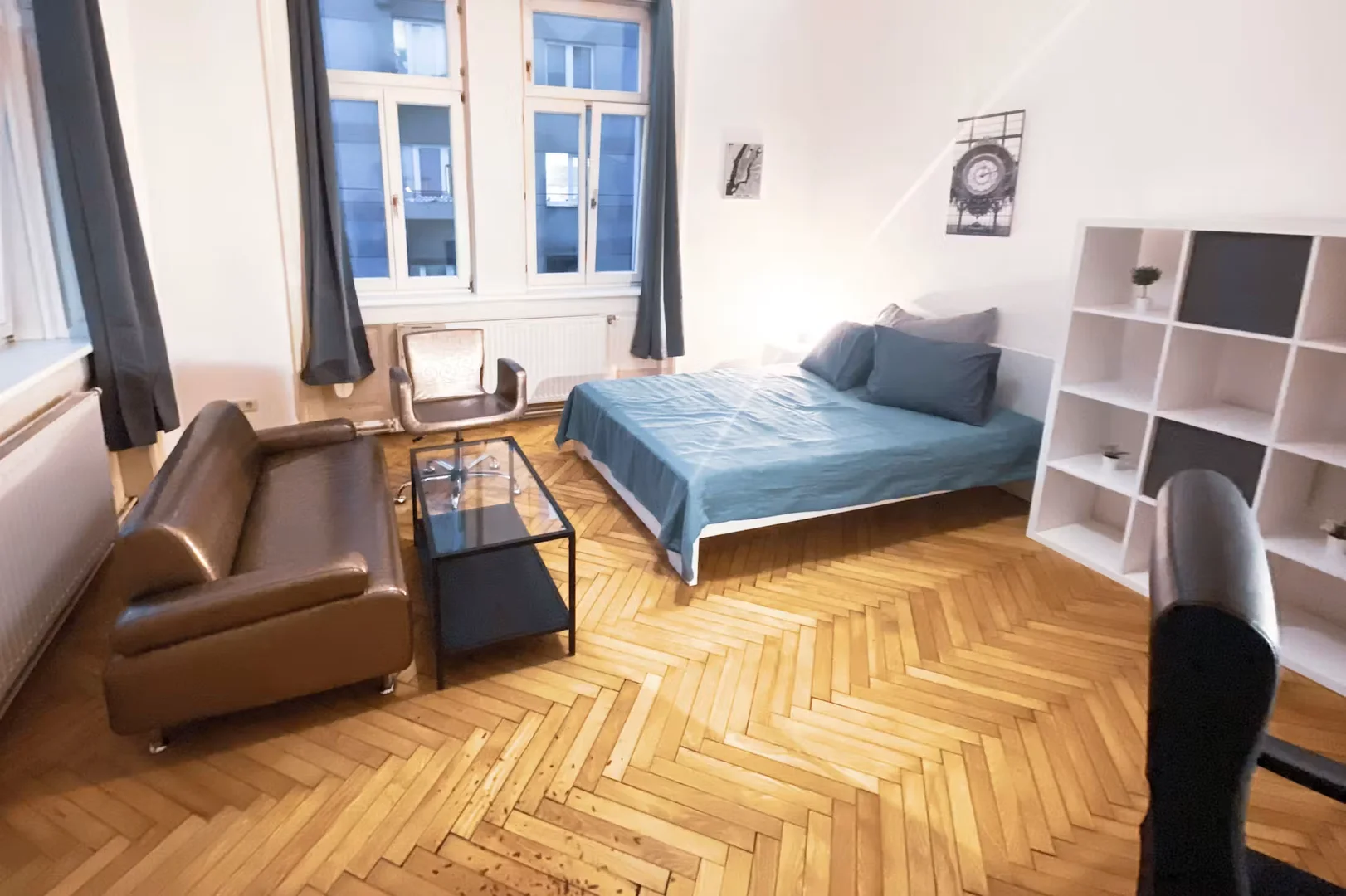 Helles und luftiges Studentenzimmer mit einfachem Zugang zur Universität in 