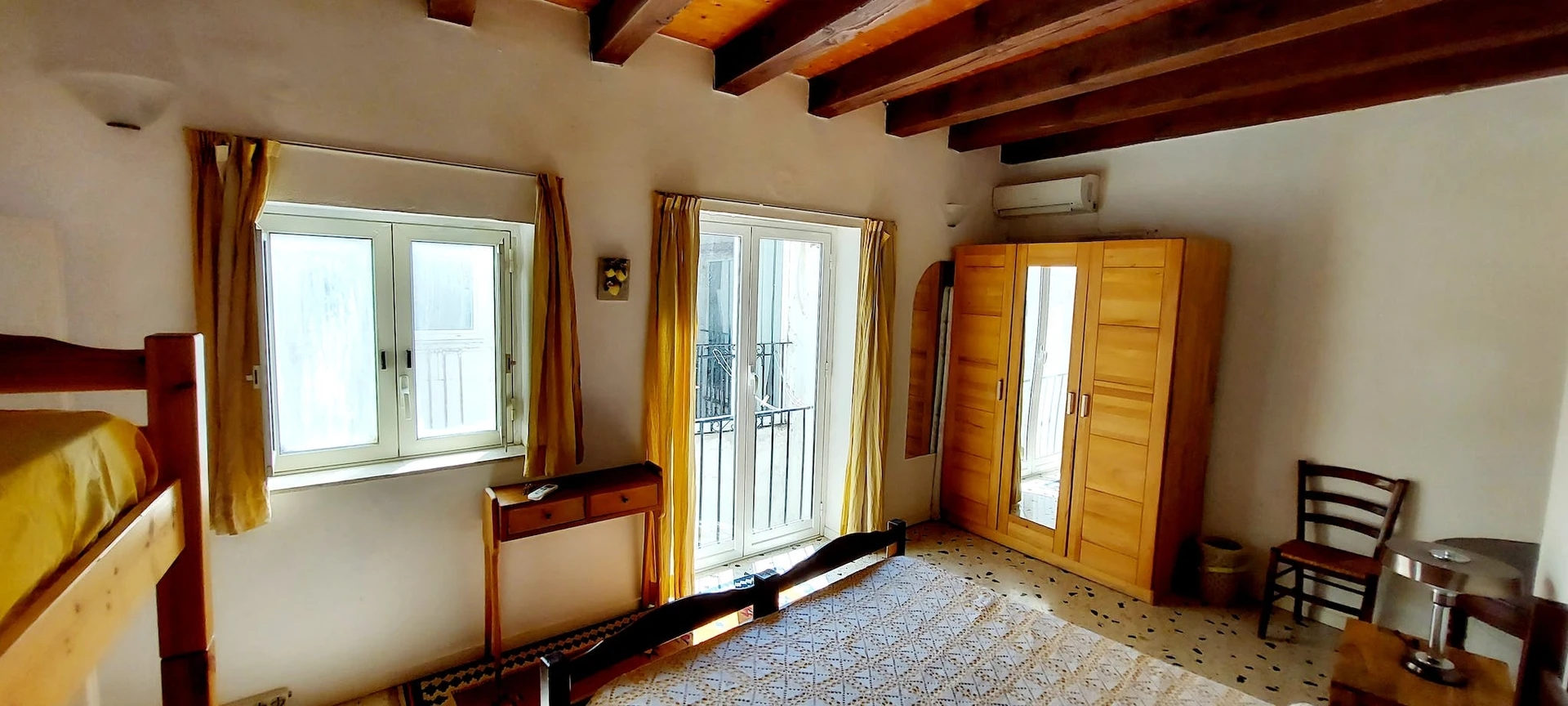 Pokój do wynajęcia we wspólnym mieszkaniu w Palermo