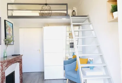 Quarto privado em Avenue des Arènes de Cimiez, Cimiez, imagem 1 de 10