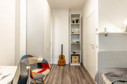 Quarto privado em Viale Rovereto, imagem 7 de 8