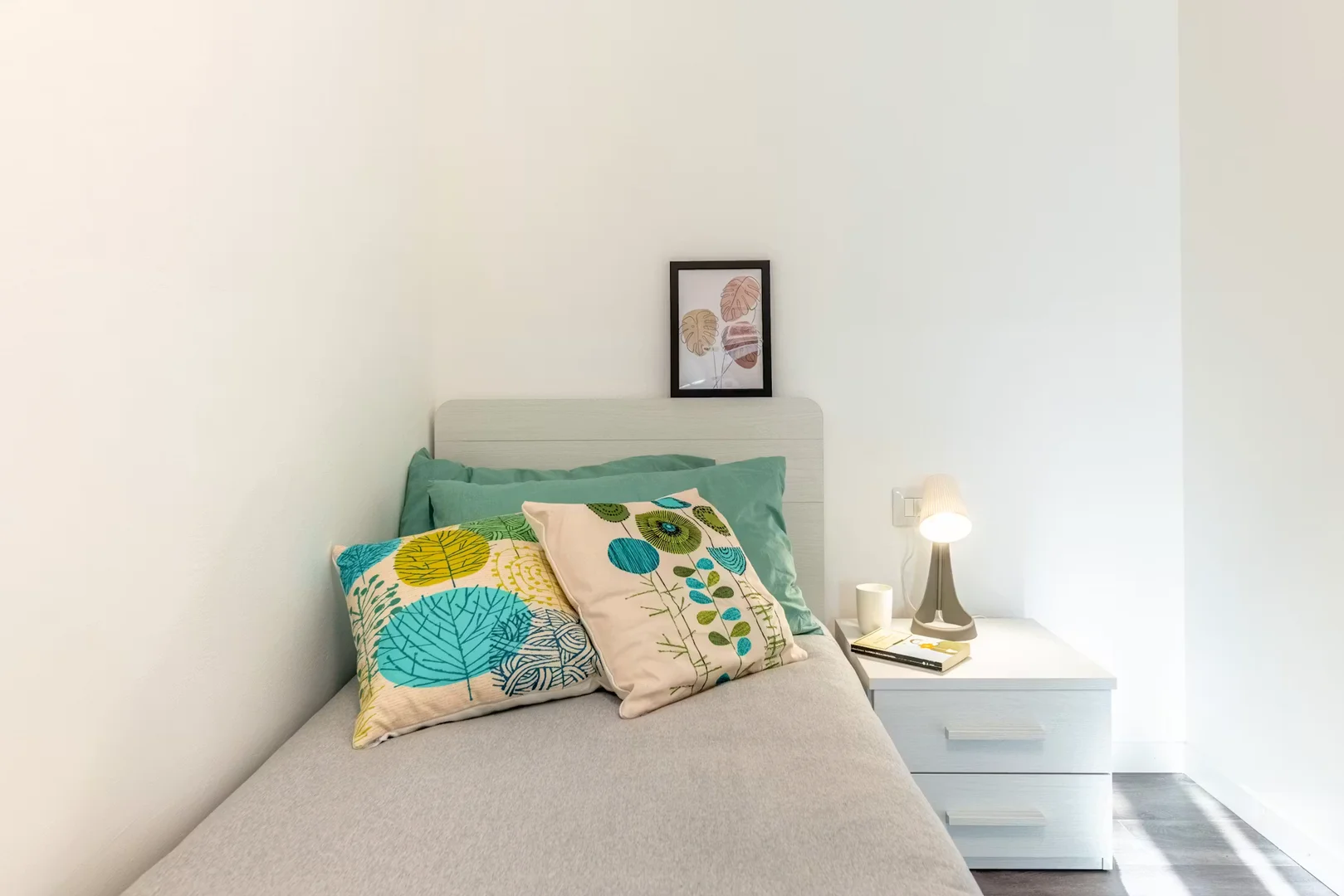 Budget-friendly student room close to campus in 