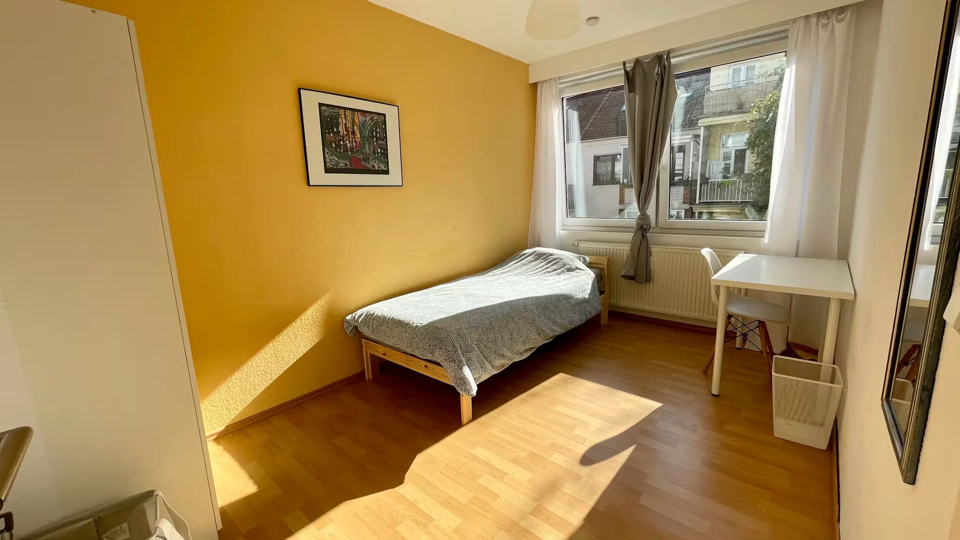 Habitación para estudiantes en  con modernas comodidades