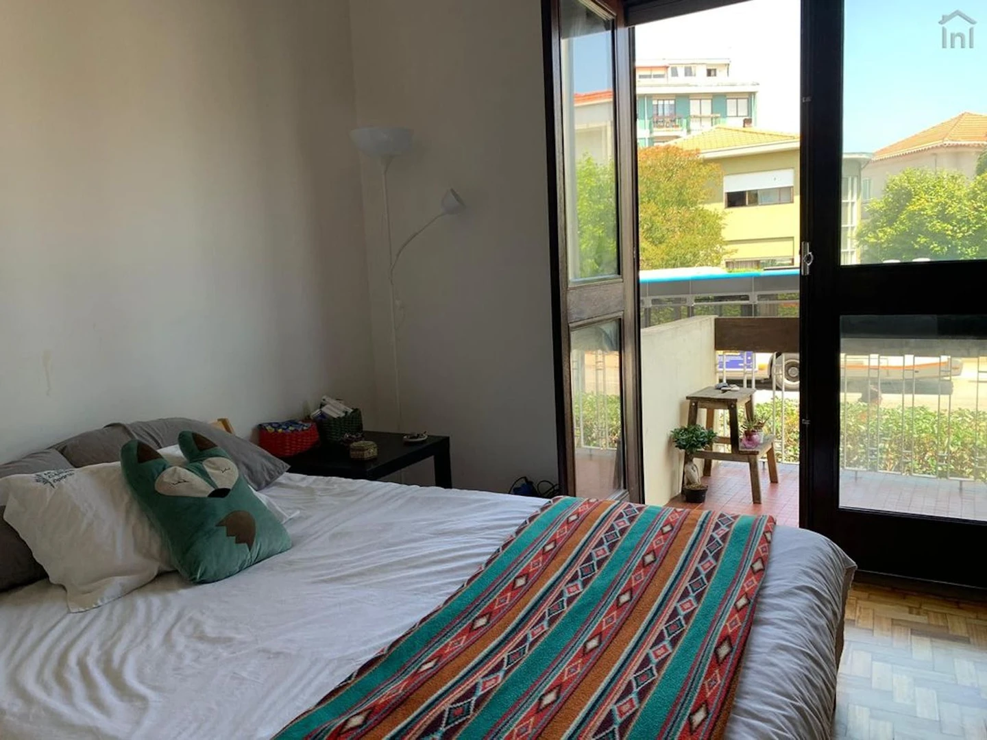 Habitación privada muy luminosa en Oporto