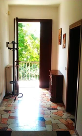 Room for rent in a shared flat in Vicenza