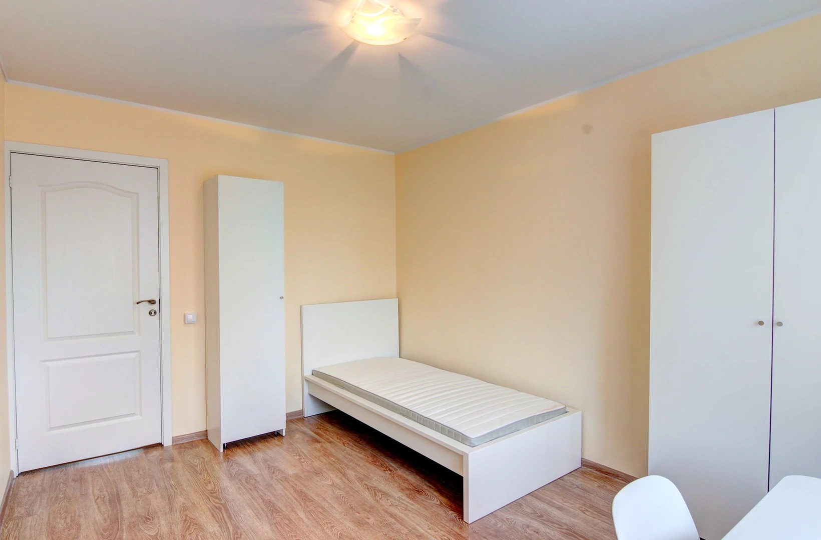 Room for rent with double bed Vilnius