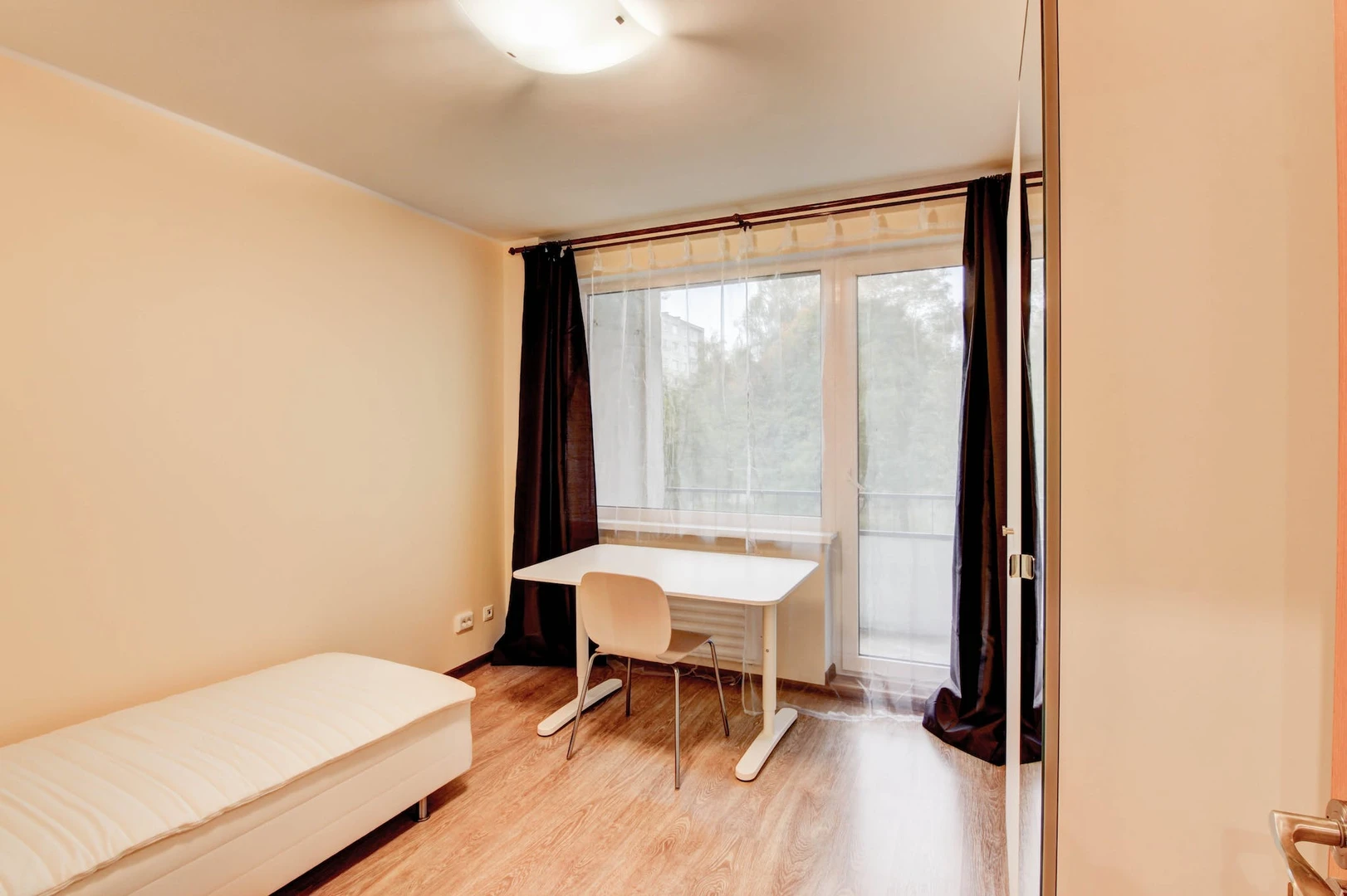 Zimmer mit Doppelbett zu vermieten Wilna
