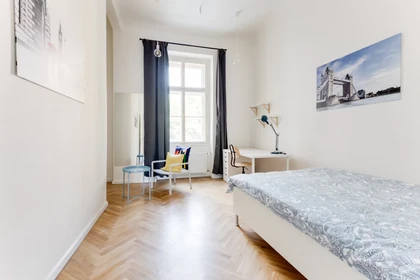 Renting rooms by the month in Praha