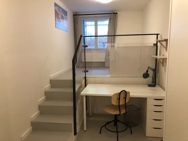 Quarto para alugar com cama de casal em Praha