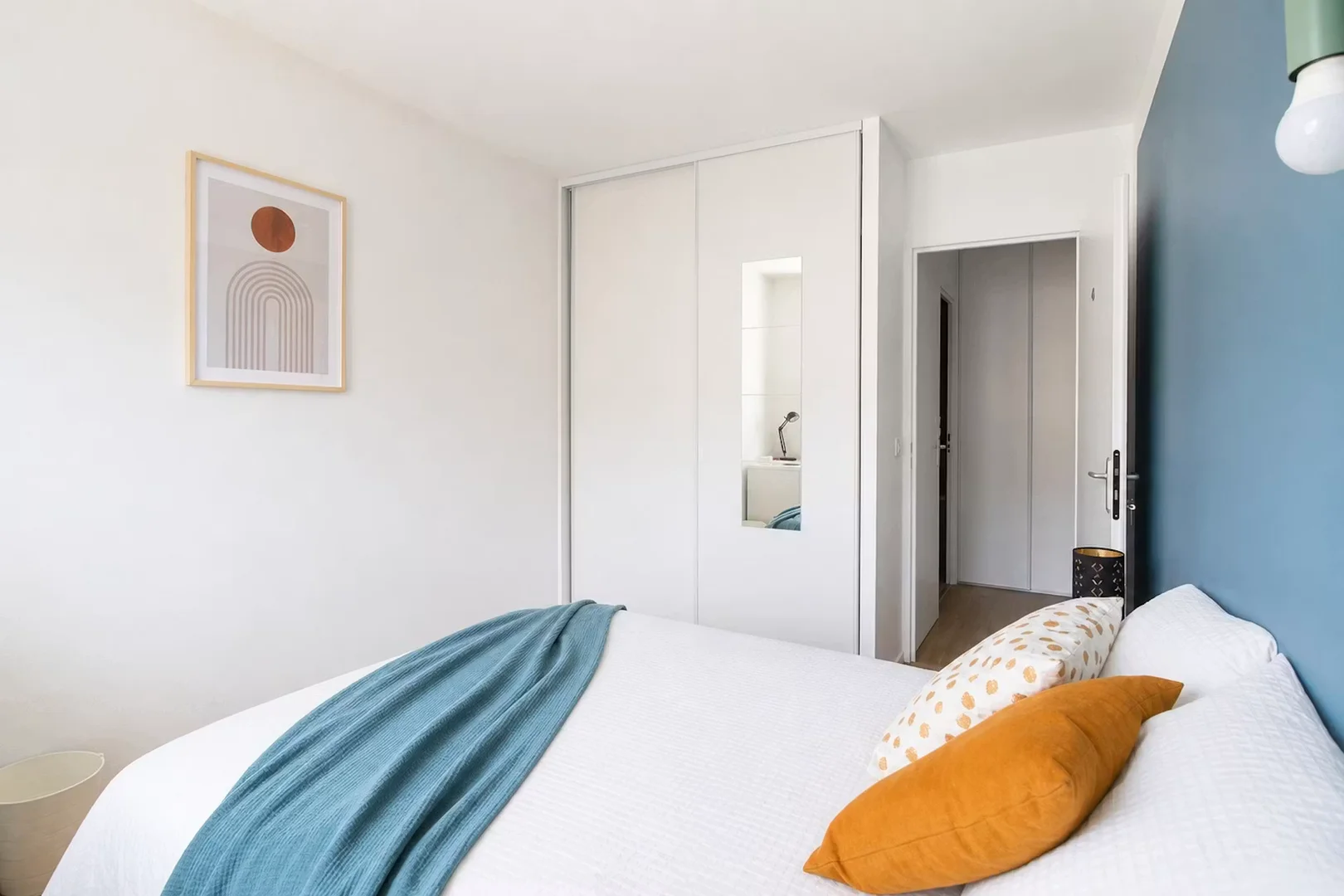 Chambre d'étudiant économique avec emplacement pratique dans 