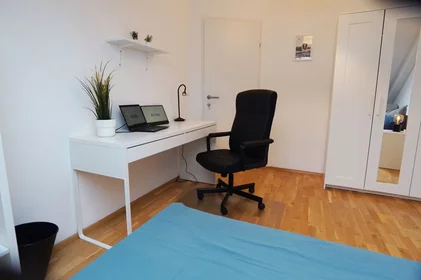 Habitación privada en Herzgasse, Favoriten, imagen 1 de 10