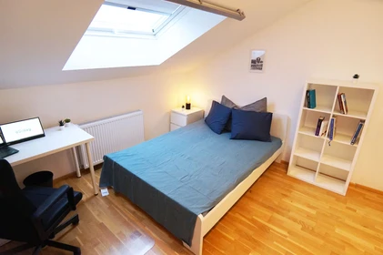 Quarto para alugar num apartamento partilhado em Wien