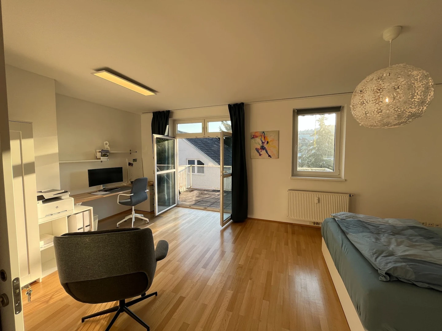 Helles Privatzimmer in Linz