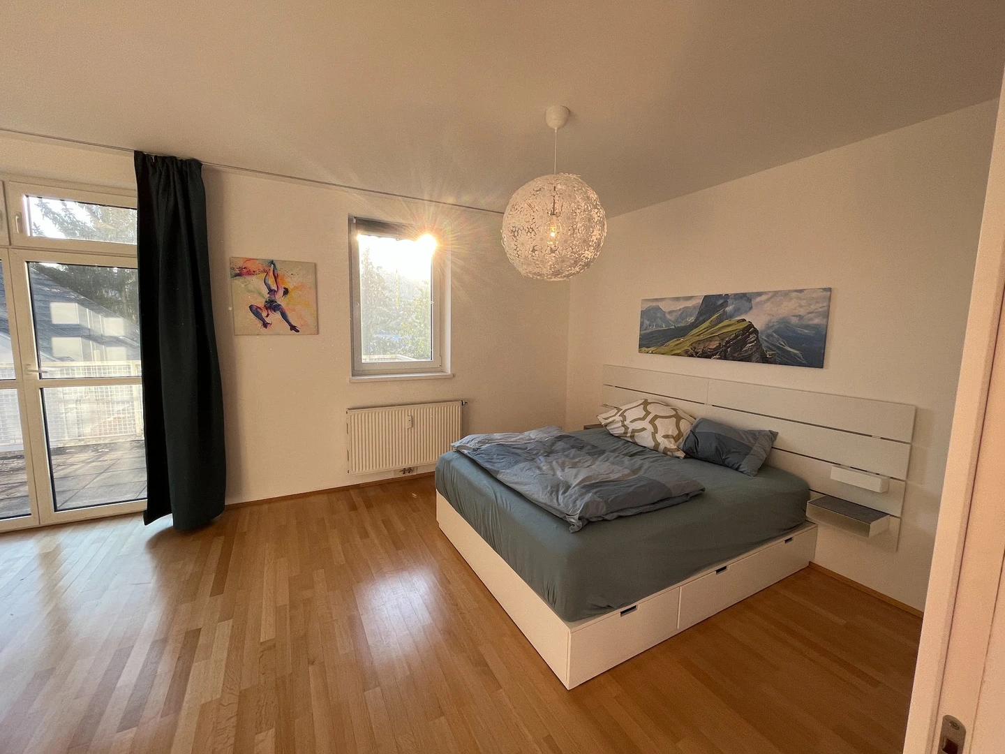 Helles Privatzimmer in Linz