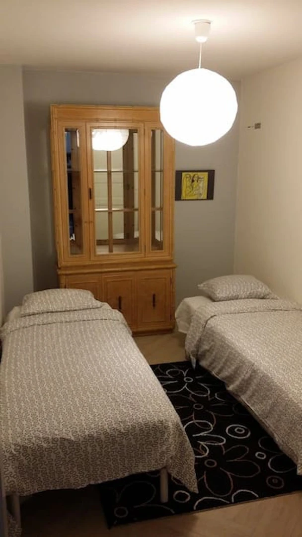 Chambre à louer avec lit double Helsinki