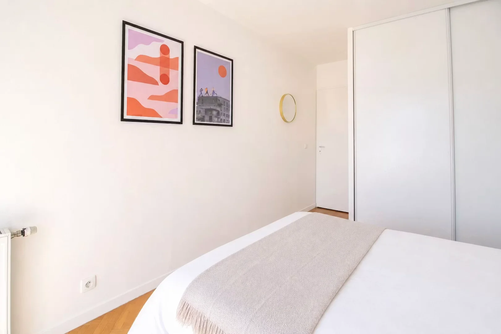 Quarto amigo do estudante em  com comodidades modernas