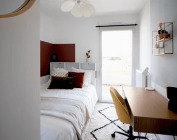 Quarto barato em Villeurbanne