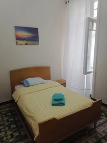 Günstiges Privatzimmer in Athens