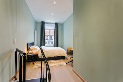 Habitación en alquiler con cama doble Bruxelles-brussel