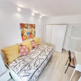 Zimmer zur Miete in einer WG in {area}
